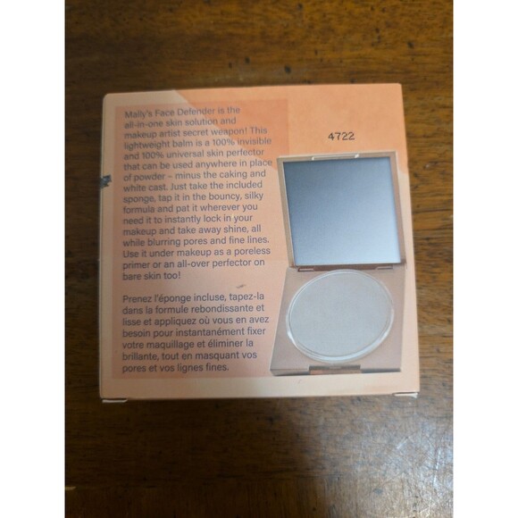 Mally XO Face Defender Matifiant .46 oz 13 g Full Size With Sponge Universal NIB - Picture 2 of 6